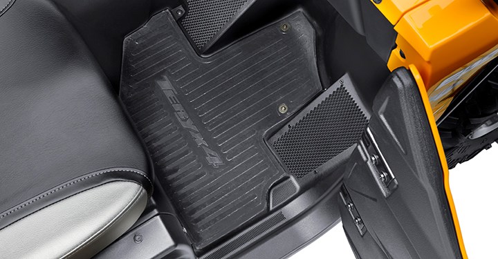 Front Floor Mat Set detail photo 1