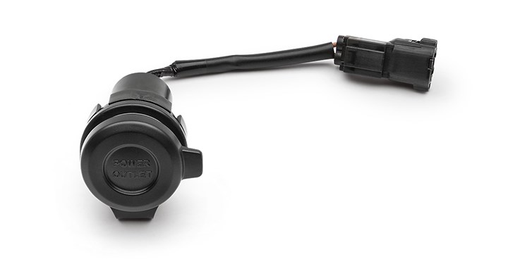 Prise de courant CC detail photo 1