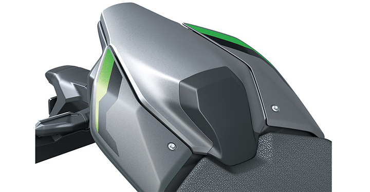 s.s.salon④ 992453f9-d5f2-4c9c-aaba-