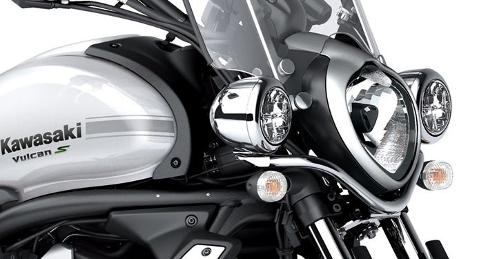 LED Light Bar, Chrome detail photo 1