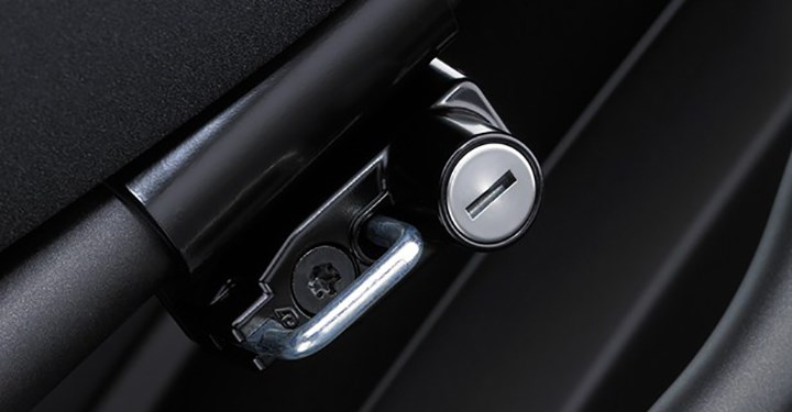 Helmet Lock detail photo 1
