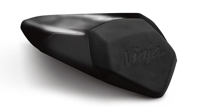 Solo Seat Cowl Assembly, Metallic Diablo Black detail photo 1