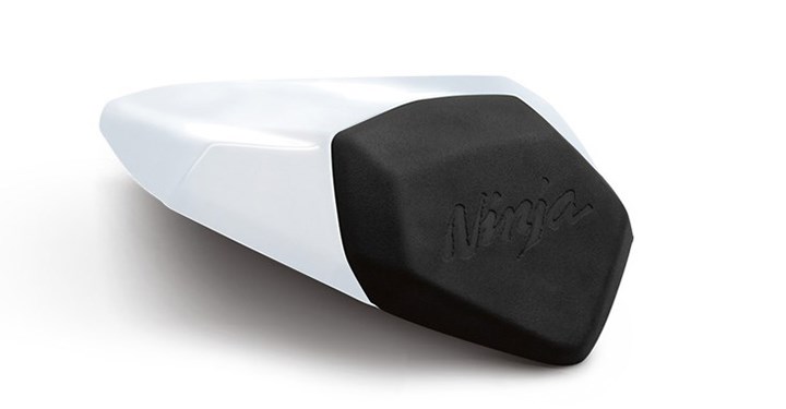 Solo Seat Cowl Assembly, Pearl Robotic White detail photo 1