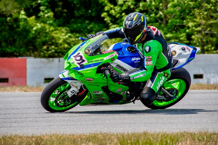 BANGKING ケンゾウ Szoke Headlines Multi-Pronged Kawasaki Effort in Bridgestone CSBK