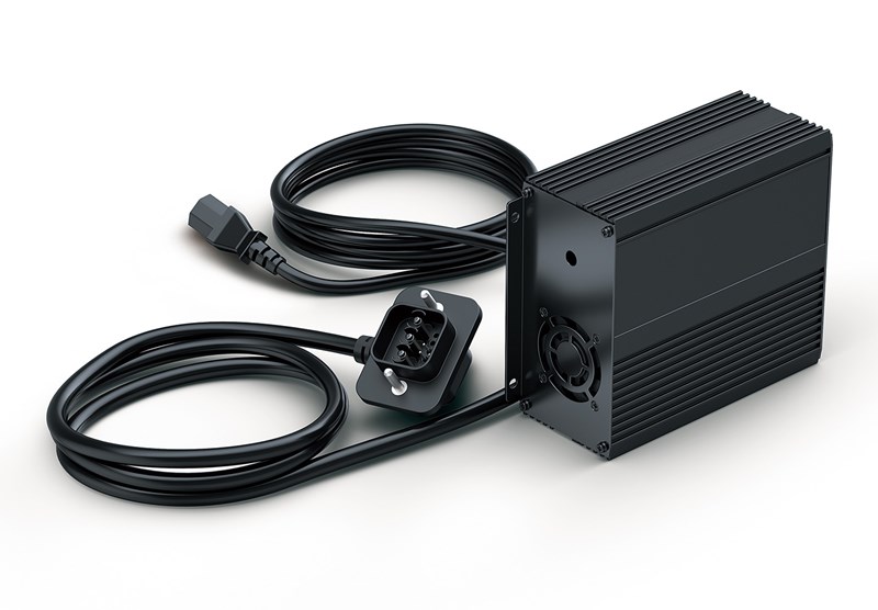 DEUX BATTERIES AMOVIBLES