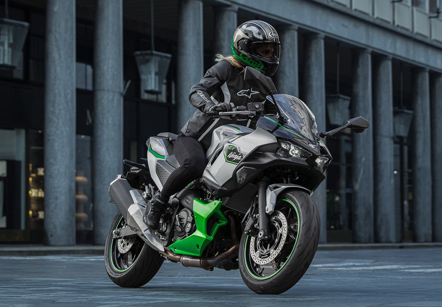 Kawasaki Ninja 7 Hybrid | Change the Game | A New Era in Riding