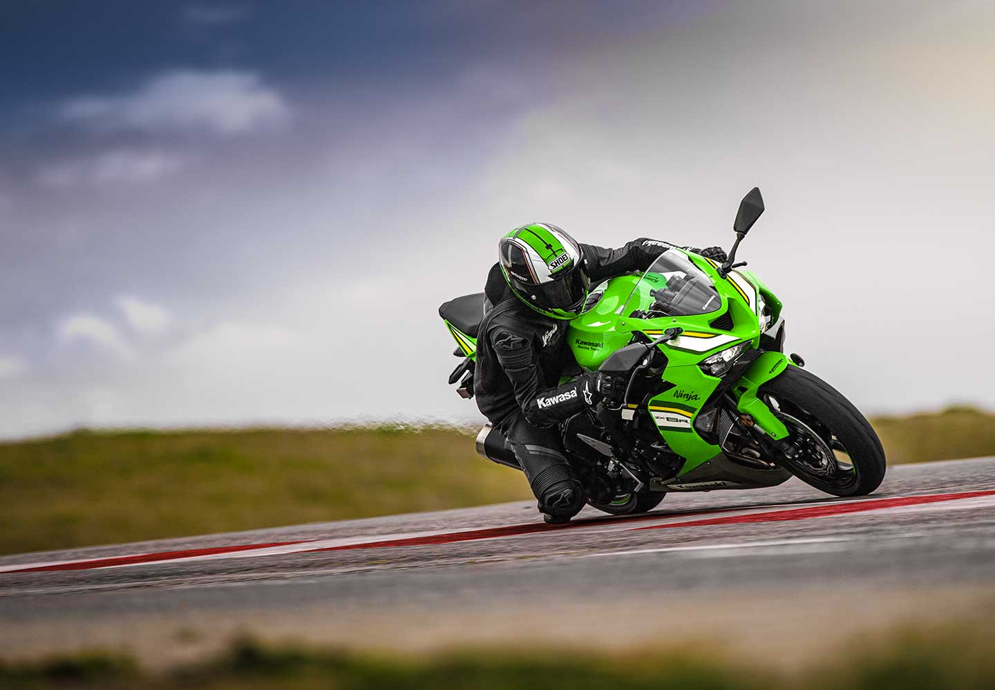 ῥὑ3hyper bike vol.6 Kawasaki῭ᾰἆ Kawasaki Ninja ZX-6R | Street or Track Supersport Motorcycle