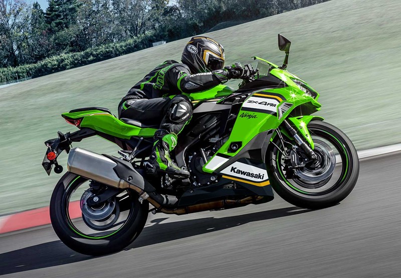 CHÂSSIS SUPERSPORT AGILE ET ULTRA COMPACT