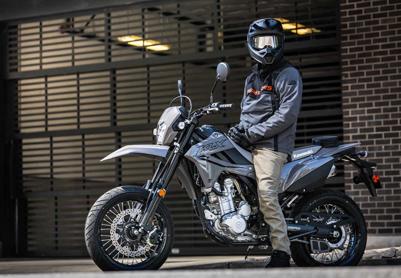 STYLE SPORTIF INSPIRÉ DE LA KX