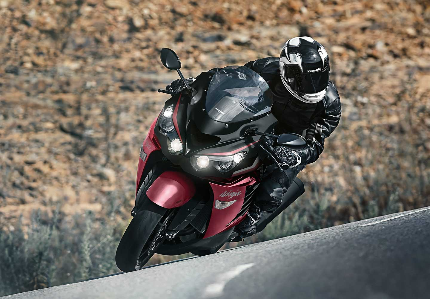 Kawasaki Ninja ZX-14R | Supersport Motorcycle | Innovative Power