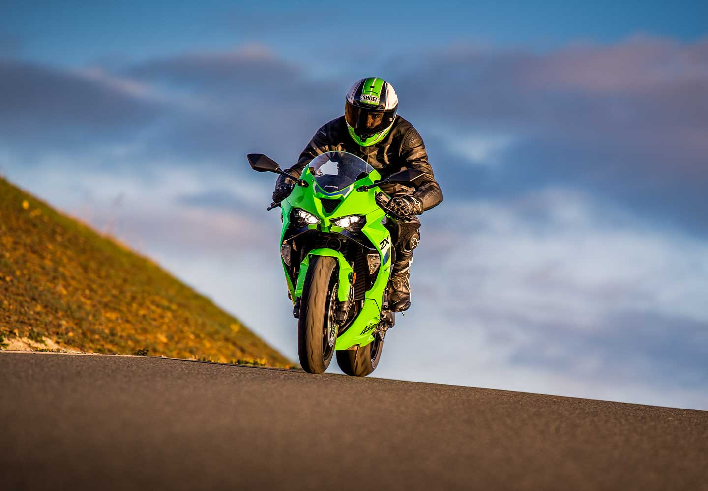 シックスティセカンズ ゴールド 2024 NINJA ZX-6R Motorcycle