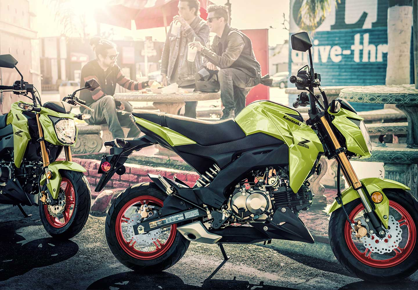 Kawasaki Z125 PRO | Naked Motorcycle | Nimble & Peppy