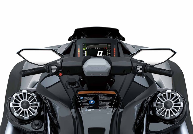 FLAGSHIP-LEVEL FEATURES