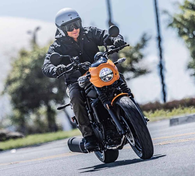 Image of 2024 ELIMINATOR 500 SE in action