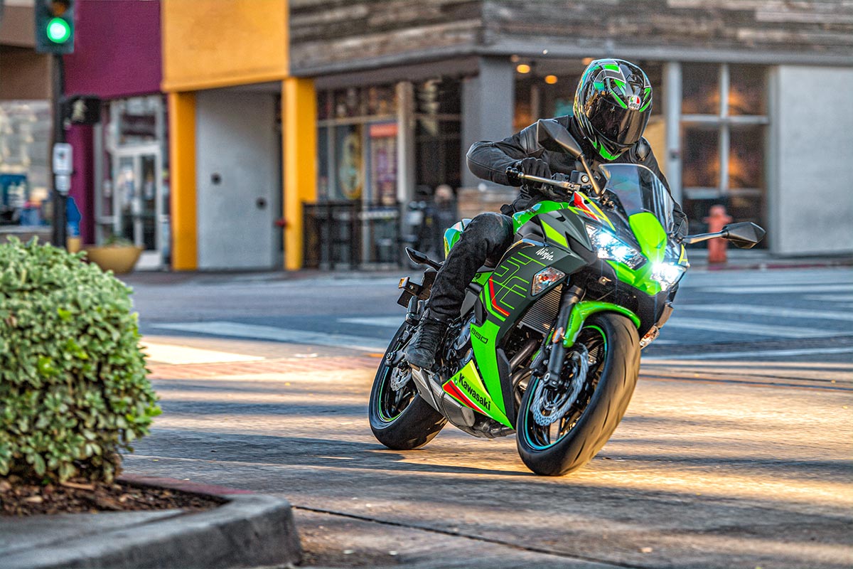 2024 NINJA 650 KRT EDITION