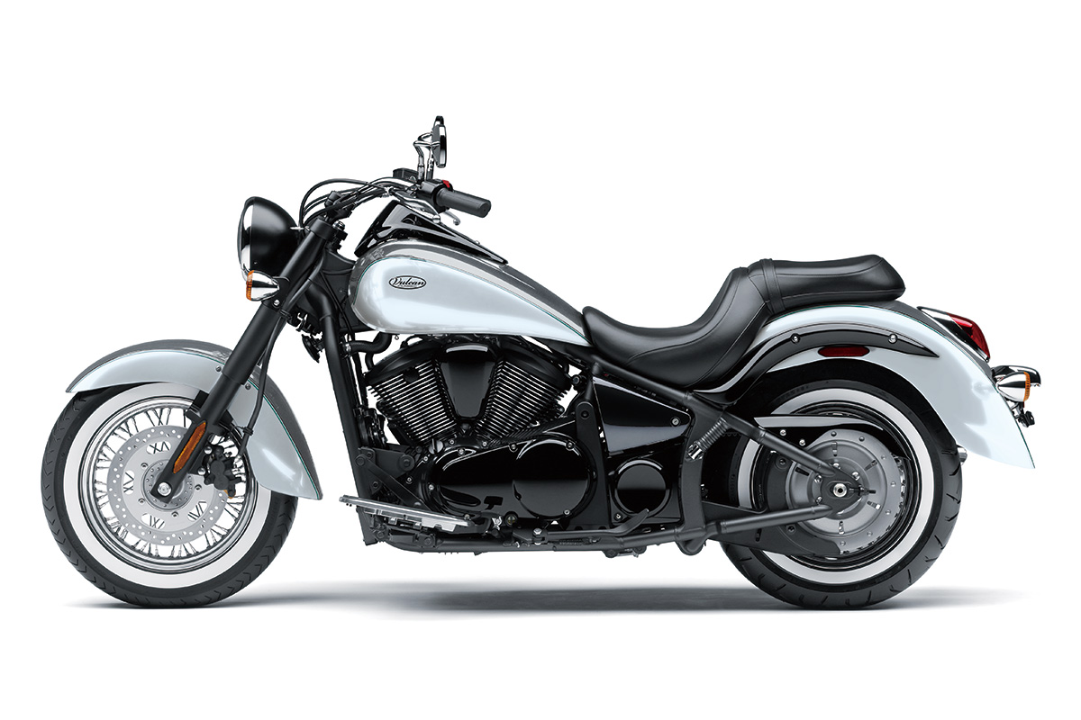 2024 VULCAN 900 CLASSIC 