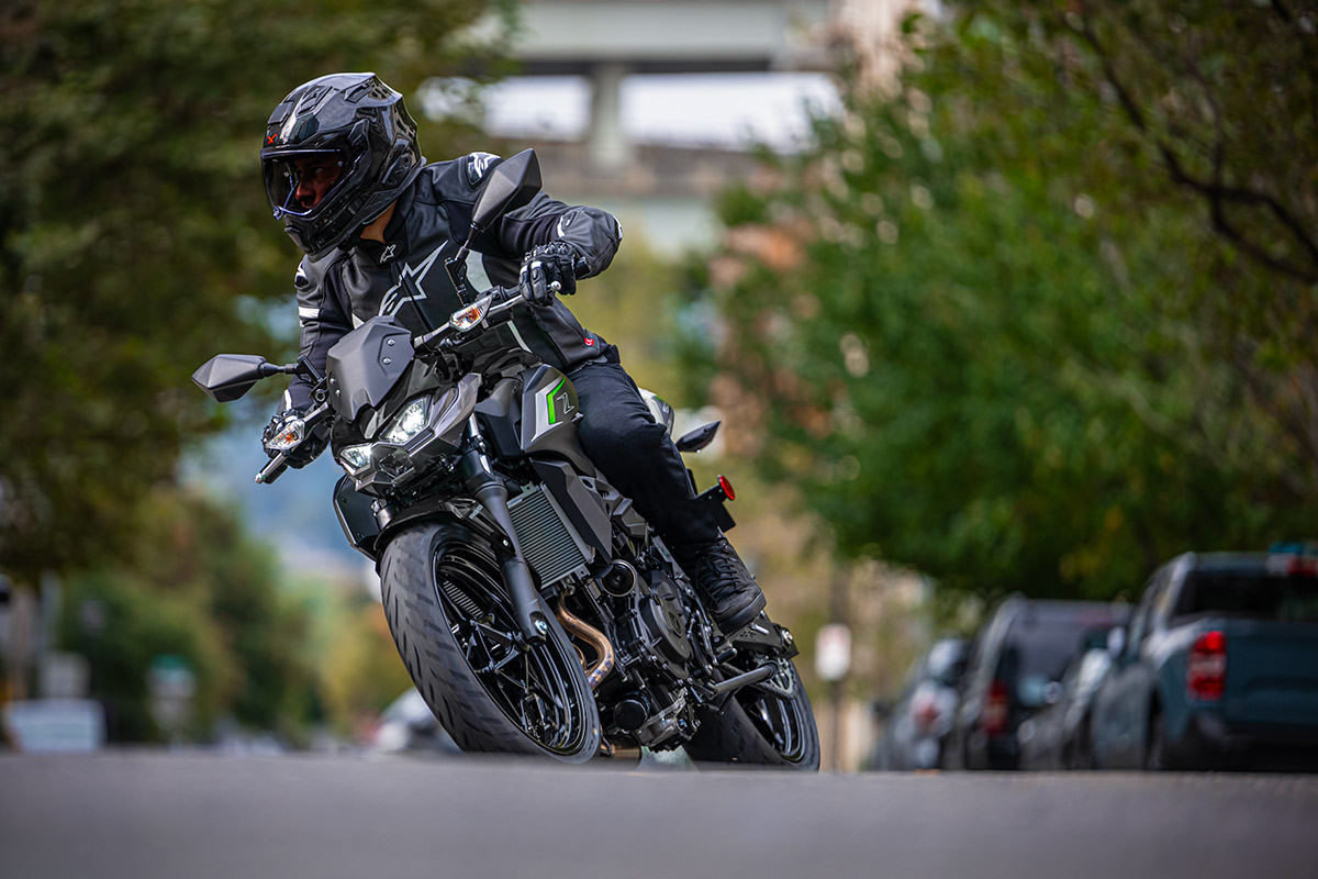 2024 Z500 Motorcycle | Canadian Kawasaki Motors Inc.
