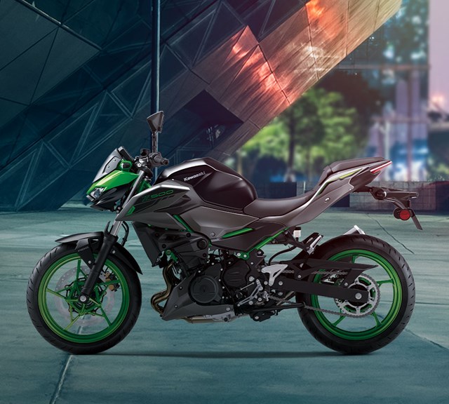 Image of 2024 Z500 SE in action