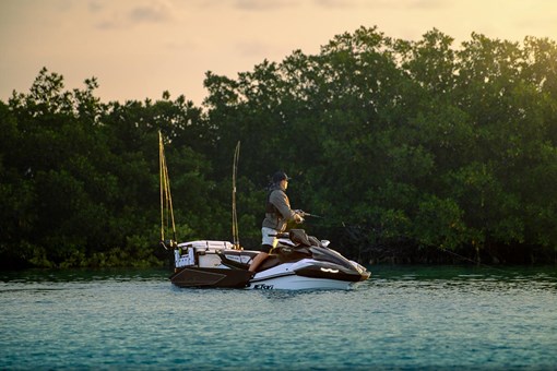 2025 JET SKI ULTRA 160LX-S ANGLER