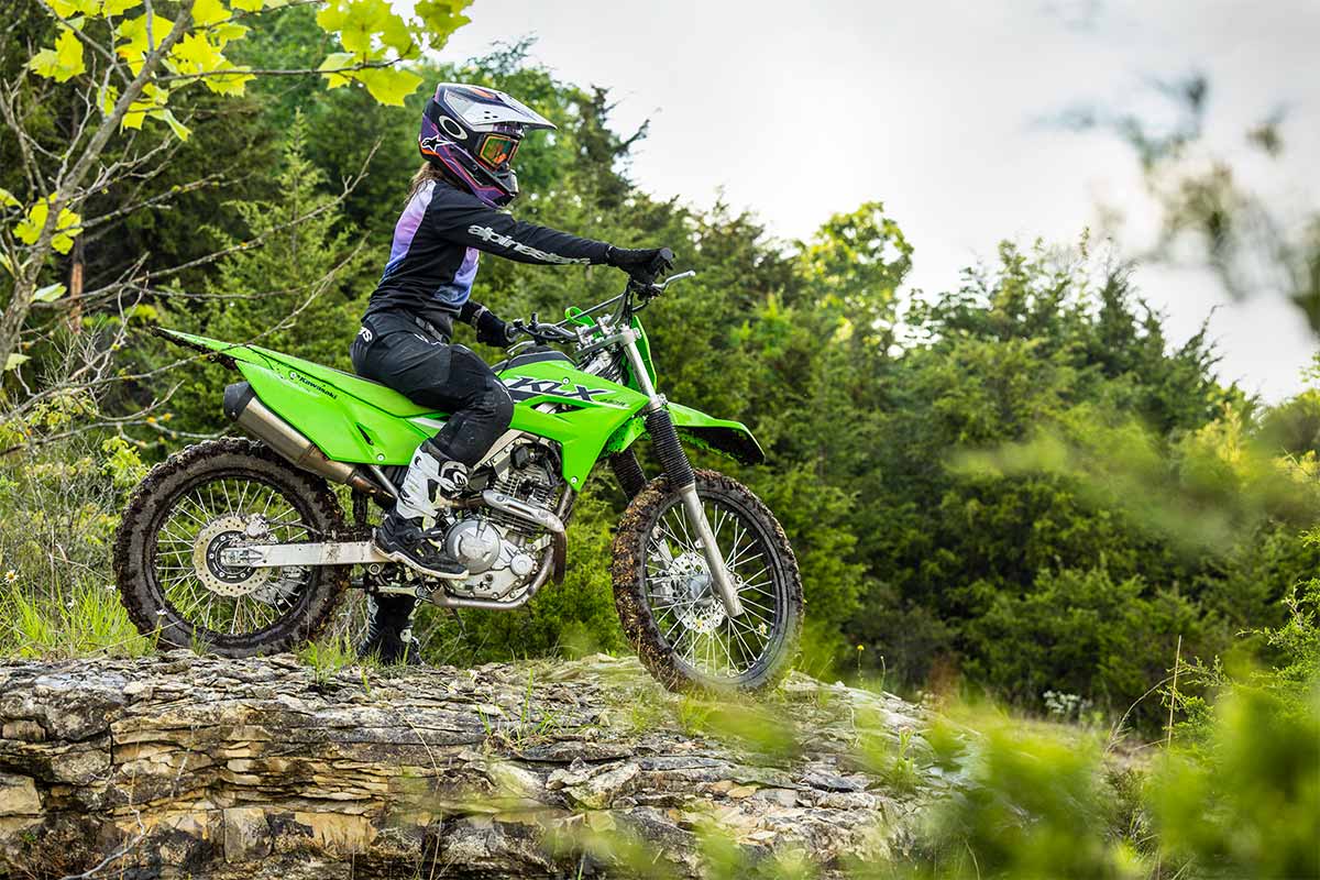 2025 KLX230R S