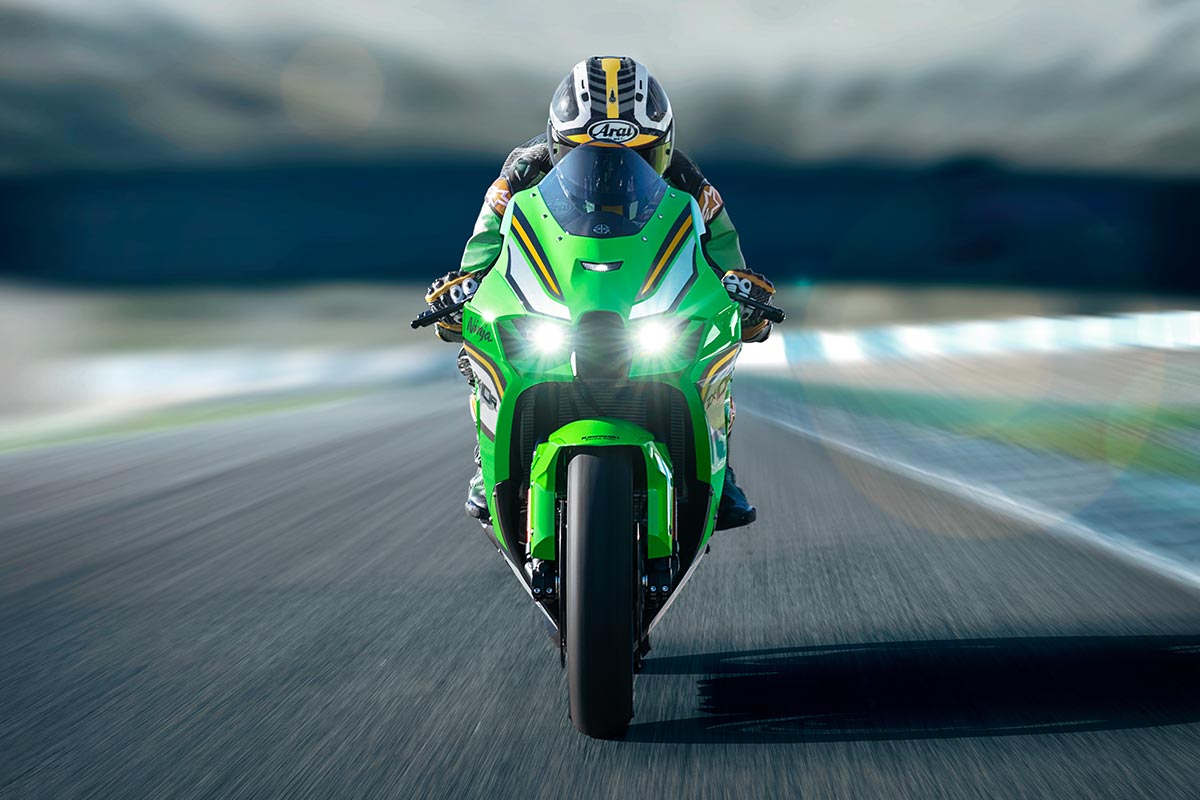 2025 NINJA ZX-10R KRT EDITION Motorcycle | Canadian Kawasaki