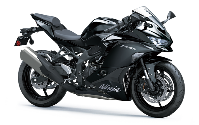 かな　4年後期 FINALLY LAUNCHED! 2025 Kawasaki Ninja ZX-4R Screams Past