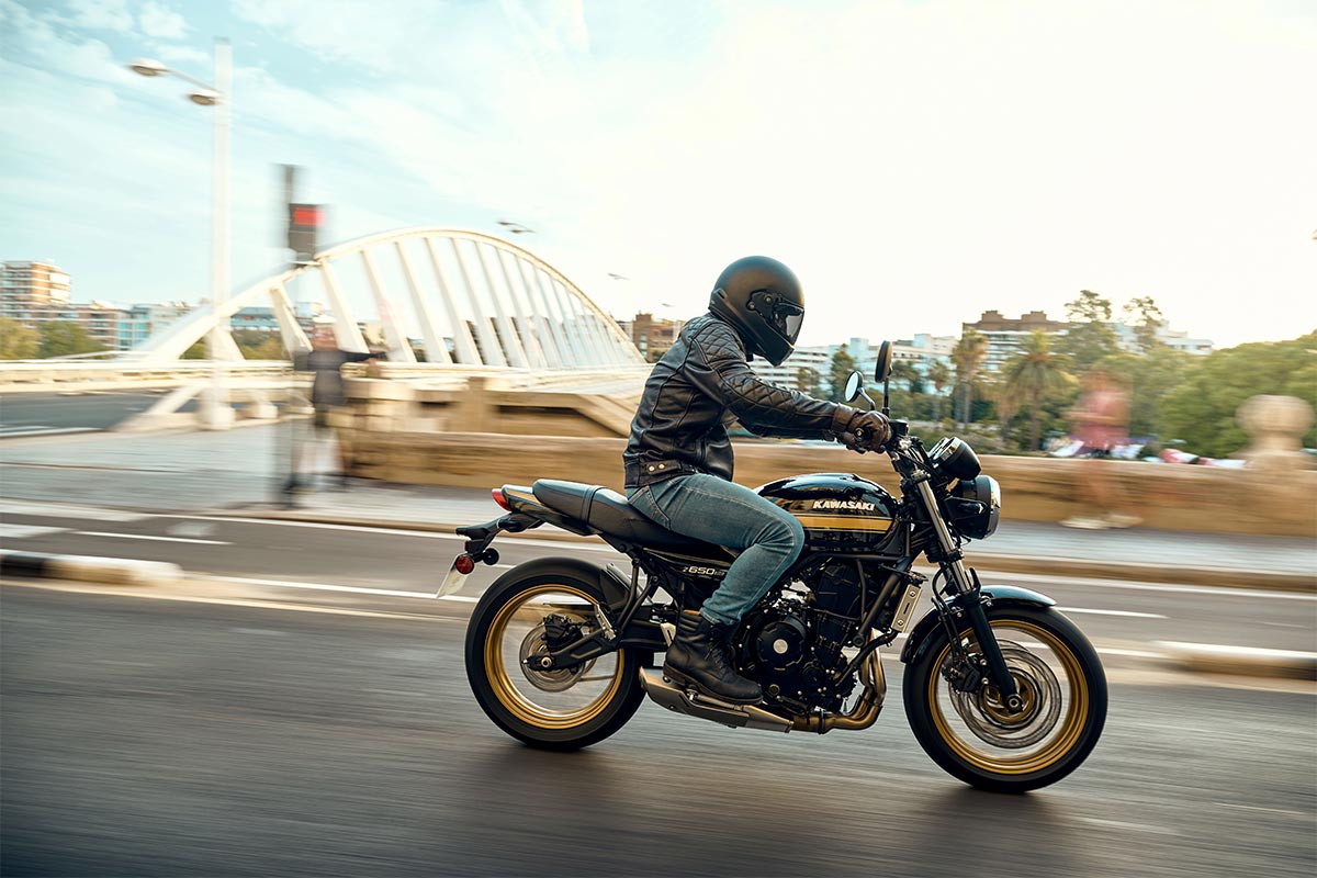 2025 Z650RS