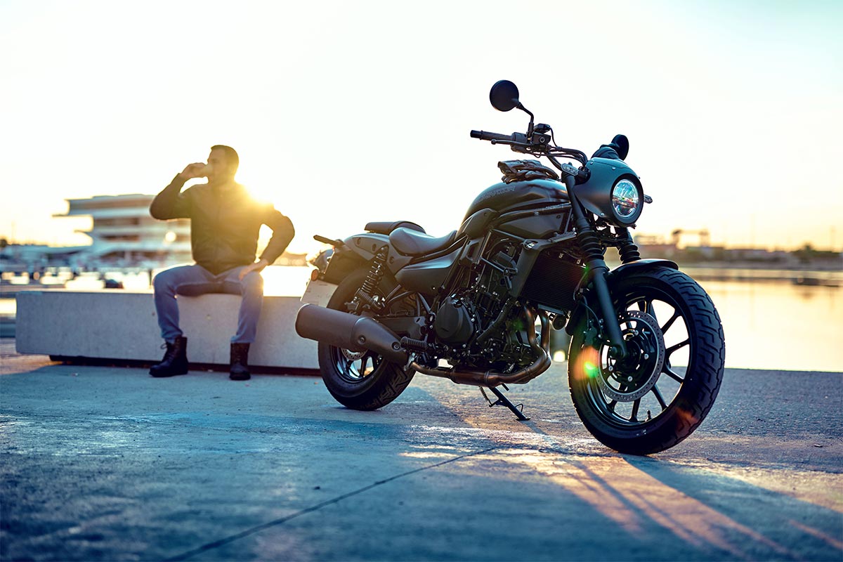 2025 ELIMINATOR 500 SE