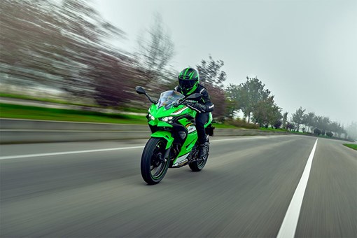 2025 NINJA 500 SE KRT EDITION