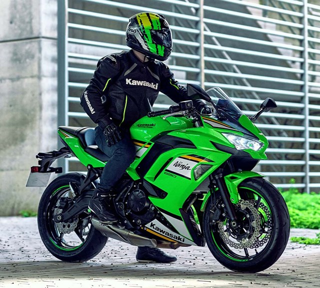 Image of 2025 NINJA 650 KRT EDITION in action