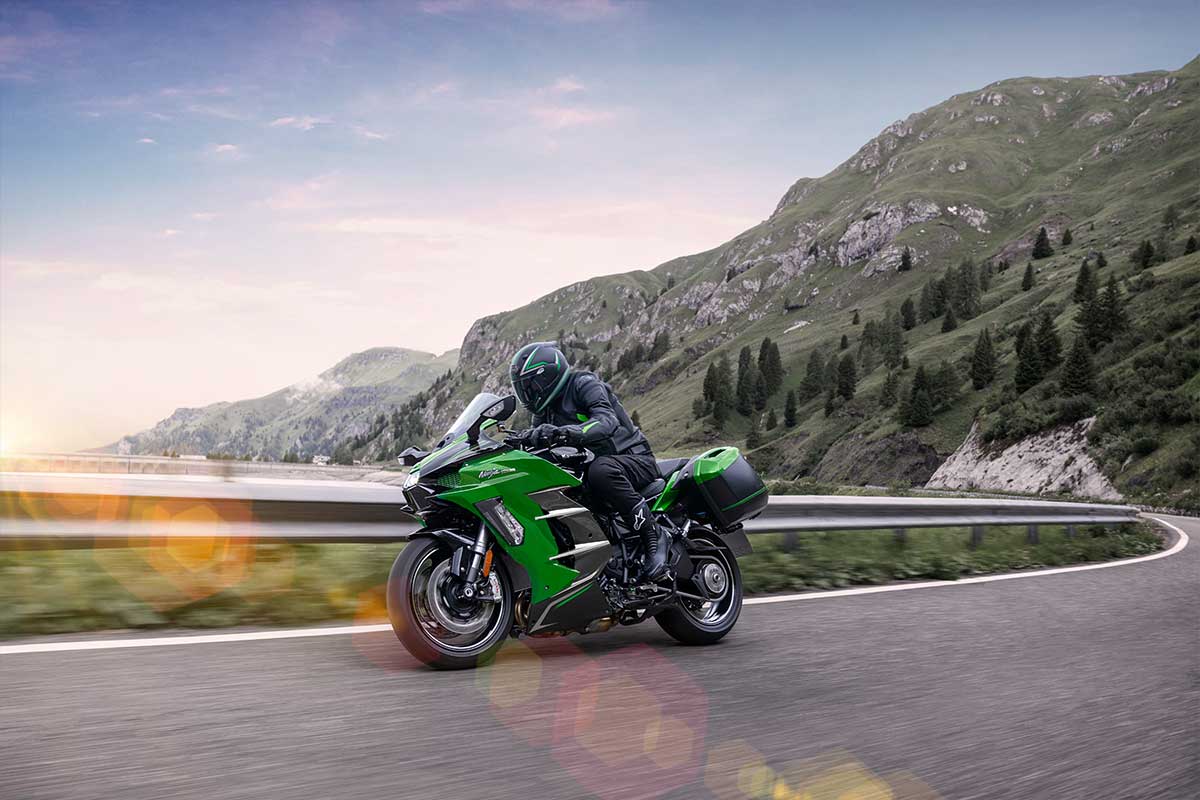 2025 NINJA H2 SX SE 