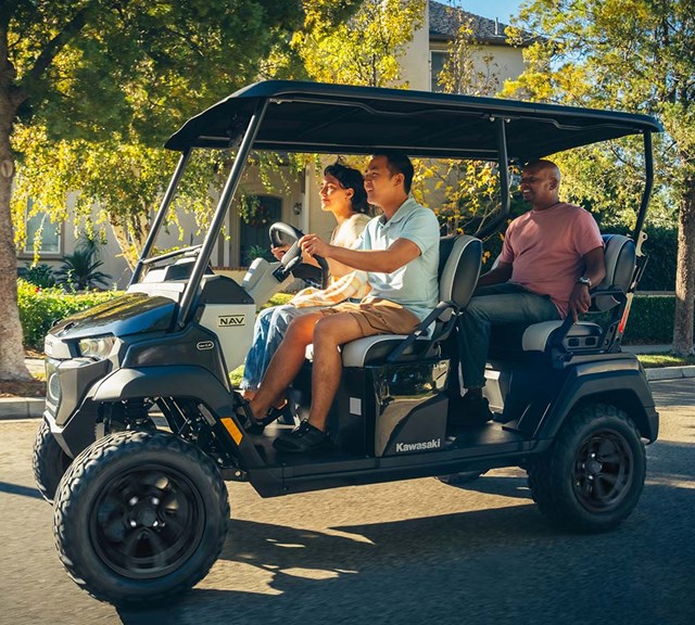 Image of 2025 NAV 4e LE in action