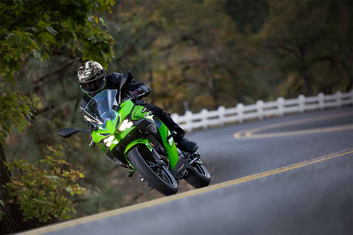 2026 NINJA 500 SE 