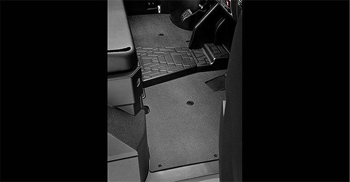 FRONT FLOOR MAT SET detail photo 2