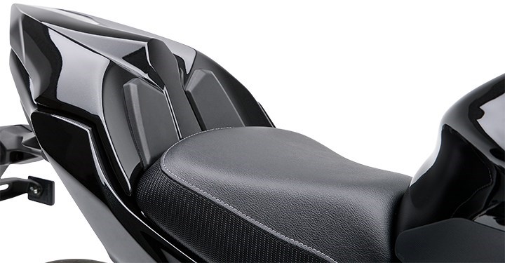 SOLO SEAT COWL ASSEMBLY, METALLIC SPARK BLACK detail photo 2