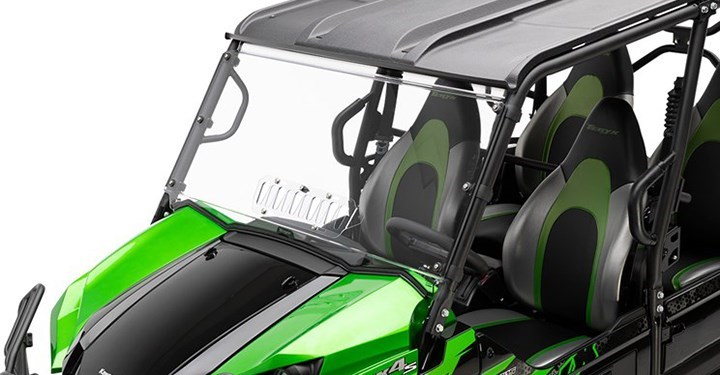 KQR FULL POLYCARBONATE WINDSHIELD detail photo 1