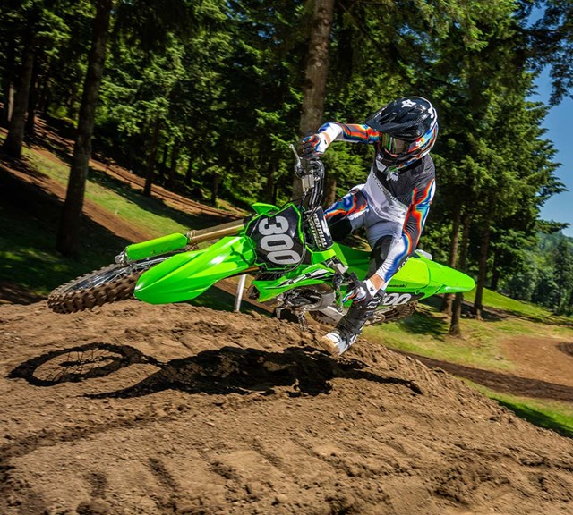 Image of 2025 KX250 in action
