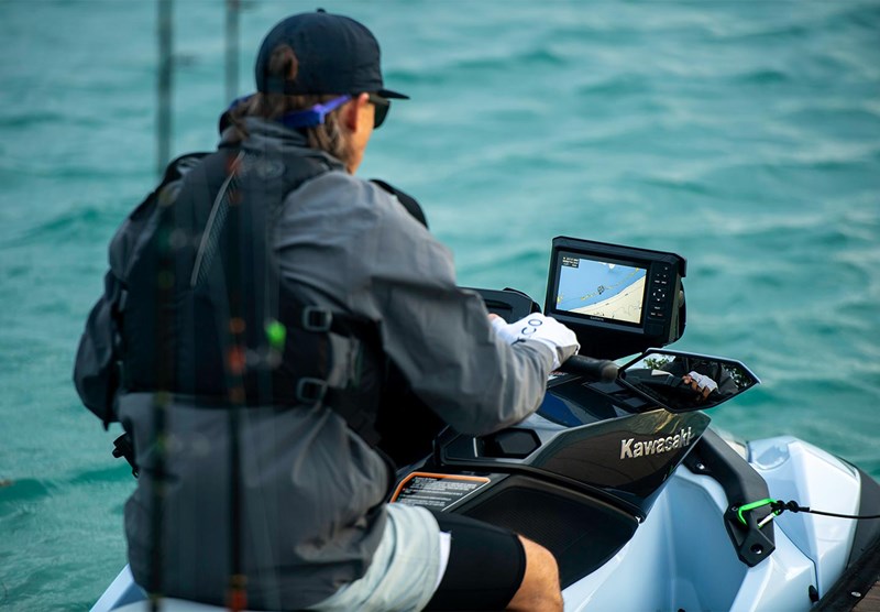 EXCLUSIVE FISHING FEATURES