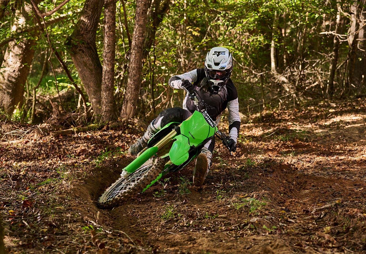 CROSS-COUNTRY TUNED SUSPENSION