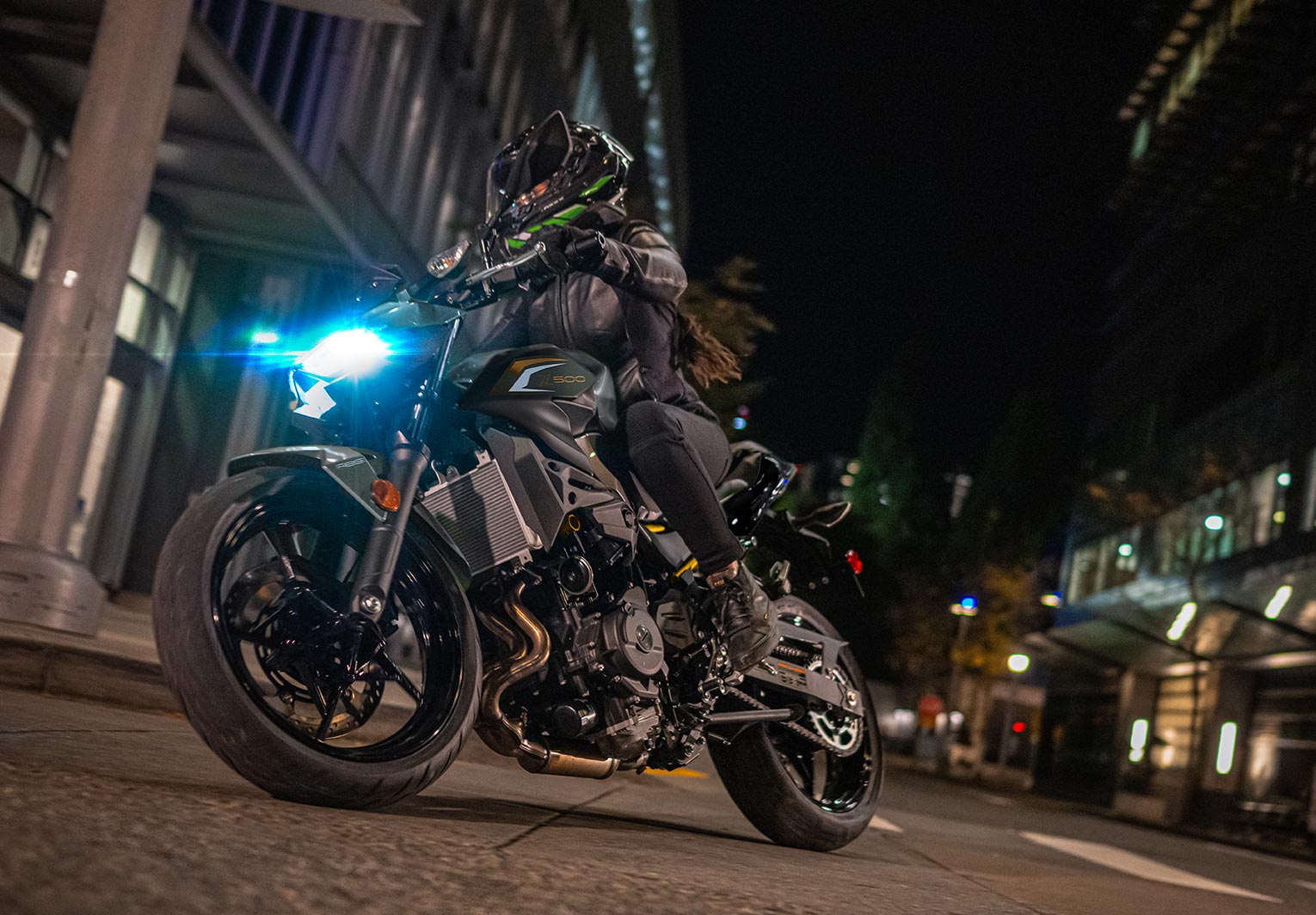 Kawasaki Z500 ABS | Naked Motorcycle | Aggressive Z Styling