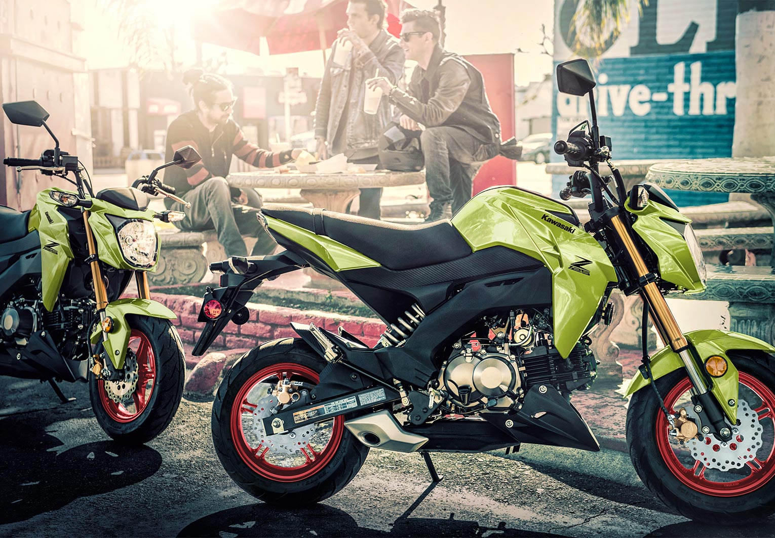 Kawasaki Z125 PRO | Naked Motorcycle | Nimble & Fun