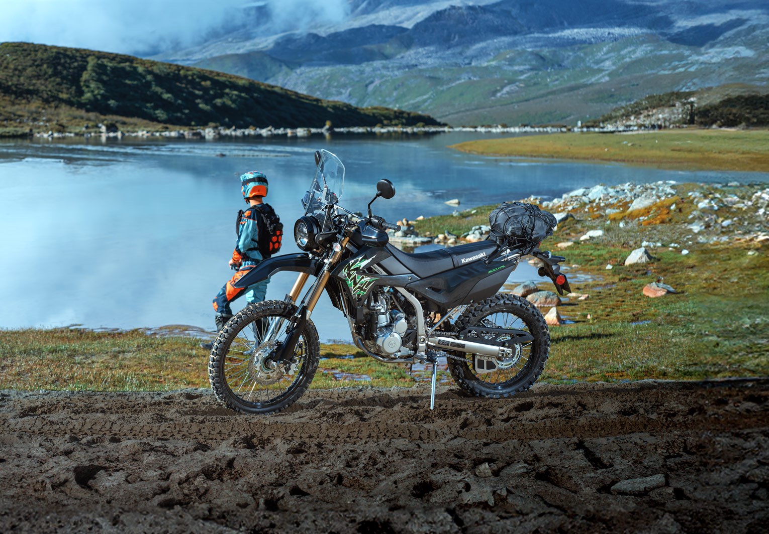 EXPLORER STYLE