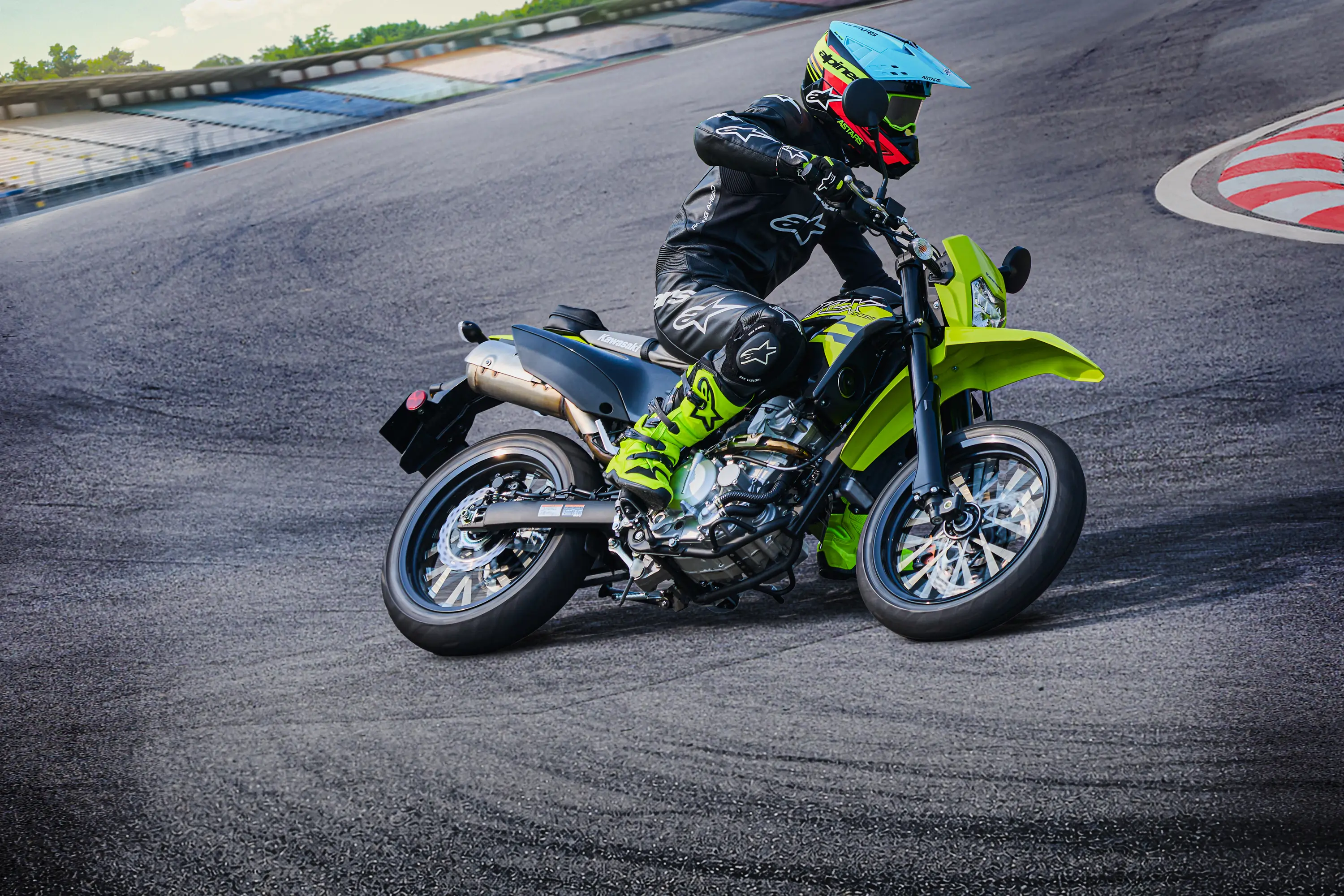 2027 KLX®300SM ABS