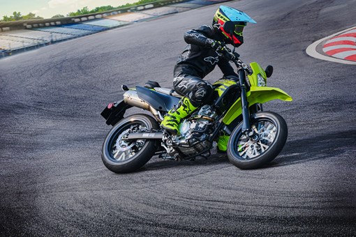 2027 KLX®300SM ABS opens in a new window