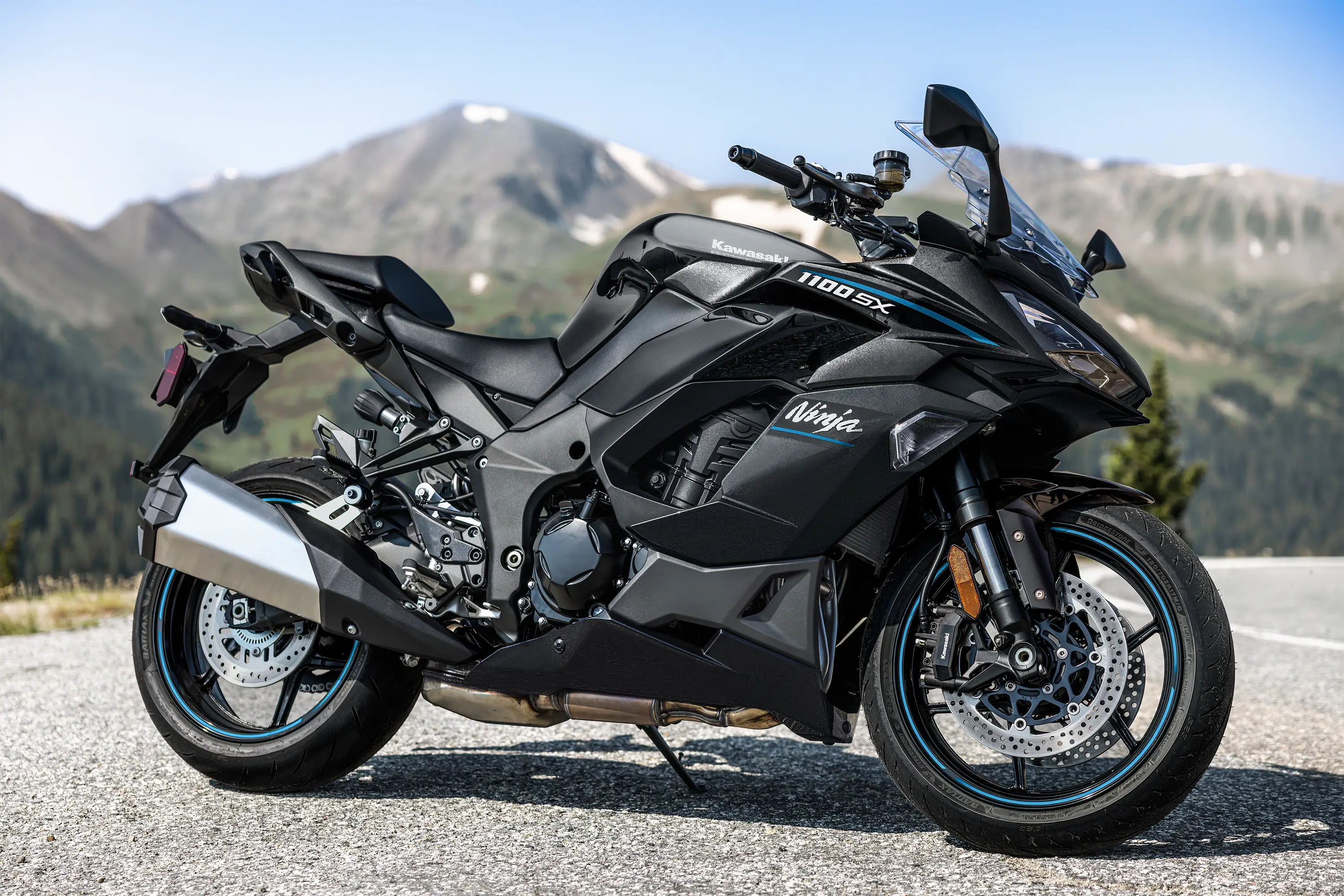 Side angle of a motorcycle parked.