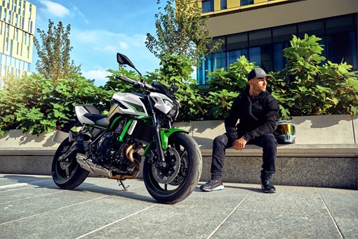 Three-quarter front angle of a motorcycle parked. opens in a new window
