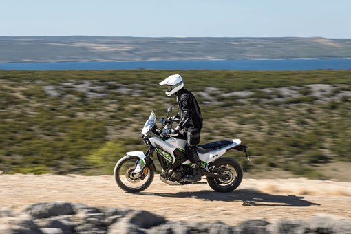 2027 KLE®500 SE SMARTRIDE ABS opens in a new window