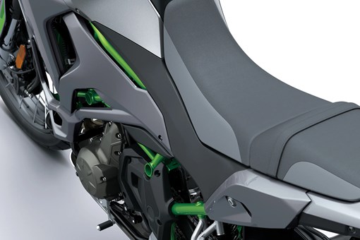 2027 KLE®650 SE ABS opens in a new window
