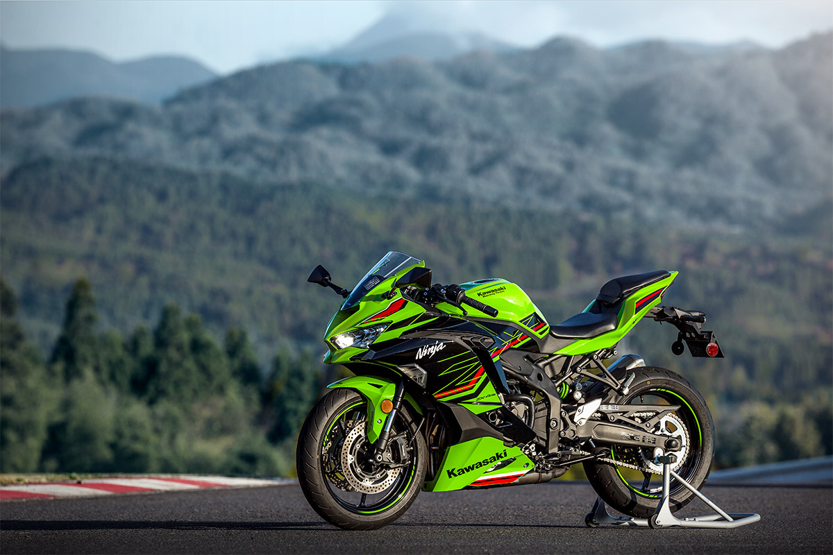 2024 Kawasaki Ninja® ZX™-4RR KRT Edition ABS | Motorcycle