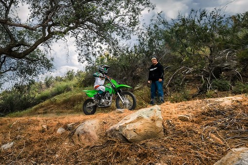 2025 KLX®140R opens in a new window